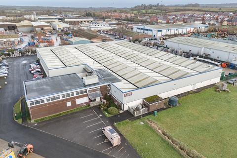 Warehouse to rent, Clarke Av Calne SN11 9BS