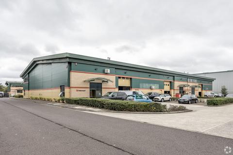 Warehouse to rent, Spitfire Way South Marston SN3 4TX