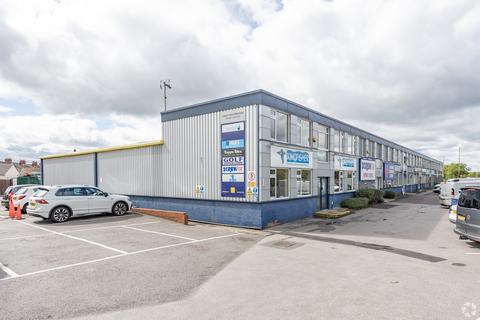 Showroom to rent, Great Western Way Swindon SN2 2DJ