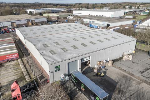 Warehouse to rent, Stirling Rd Swindon SN3 4TQ