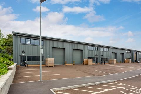 Factory to rent, Park Ln Corsham SN13 9FU