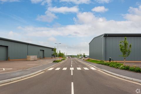 Factory to rent, Park Ln Corsham SN13 9FU