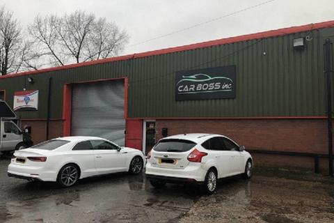 Warehouse to rent, Hacken Ln Bolton BL3 1SJ