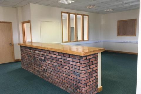 Warehouse to rent, 161-161a Harbour Rd Lydney GL15 4EJ