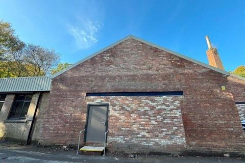 Warehouse to rent, Leyland Mill Ln Wigan WN1 2SA