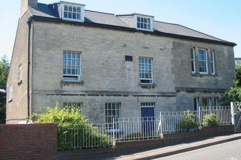 Office to rent, 104 Bath Rd Stroud GL5 3TJ