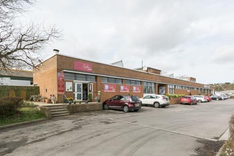 Research & development facility to rent, Hunts Rise Swindon SN3 4TG