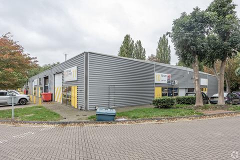 Warehouse to rent, 1-17 Kembrey Park Swindon SN2 8UN