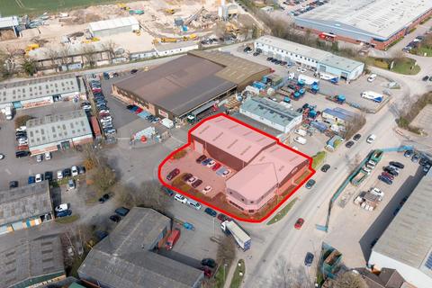 Industrial development to rent, 8A Hopton Industrial Estate Devizes SN10 2EU