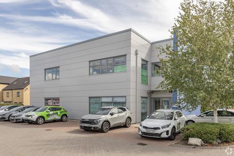 Office to rent, Kelvin Rd Swindon SN3 3JW