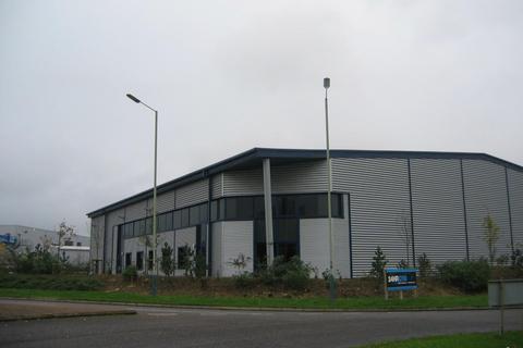 Warehouse to rent, Langley Rd Swindon SN5 5WN