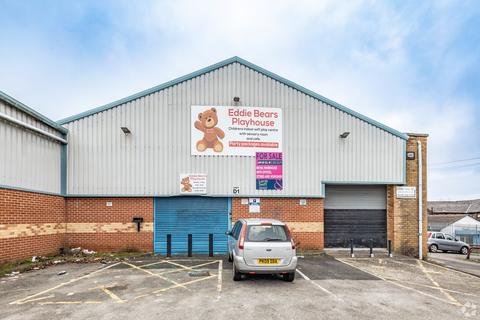 Retail property (high street) to rent, King St Bolton BL4 7AP
