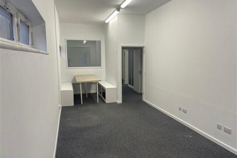 Office to rent, 1-32 Hyde St Winchester SO23 7TA