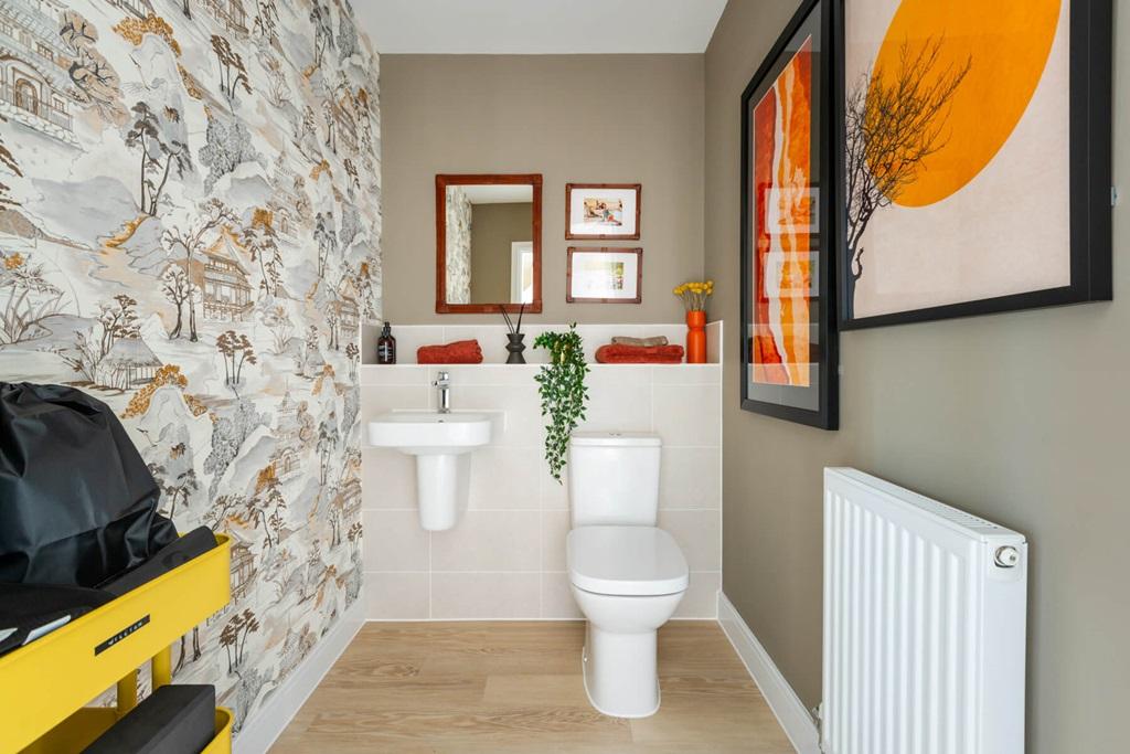 Handy cloakroom