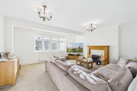 undefined, Goldsmiths Avenue, Corringham, SS17
