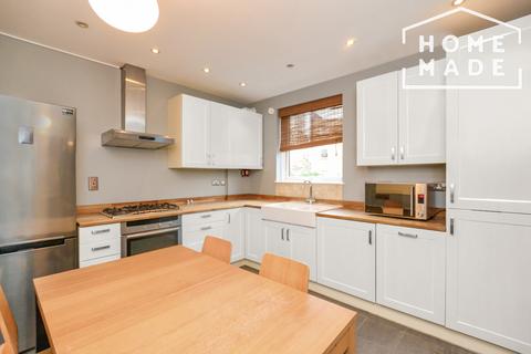 undefined, Milligan Street, E14