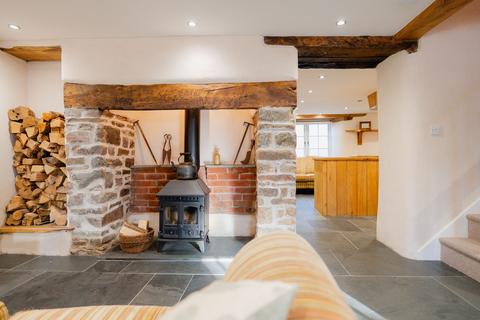 3 bedroom cottage for sale, Fore Street, Witheridge, EX16