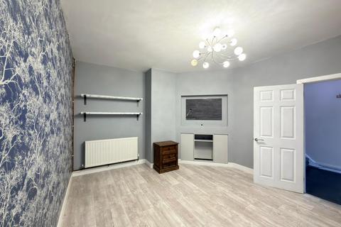 3 bedroom townhouse to rent, Dominion Road, Leicester LE3