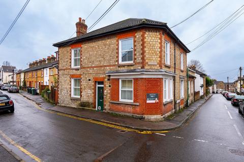 2 bedroom end of terrace house for sale, Cross Street, Maidstone ME14