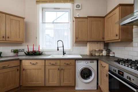 2 bedroom end of terrace house for sale, Cross Street, Maidstone ME14