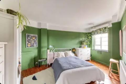 1 bedroom flat for sale, Brixton Hill, London SW2