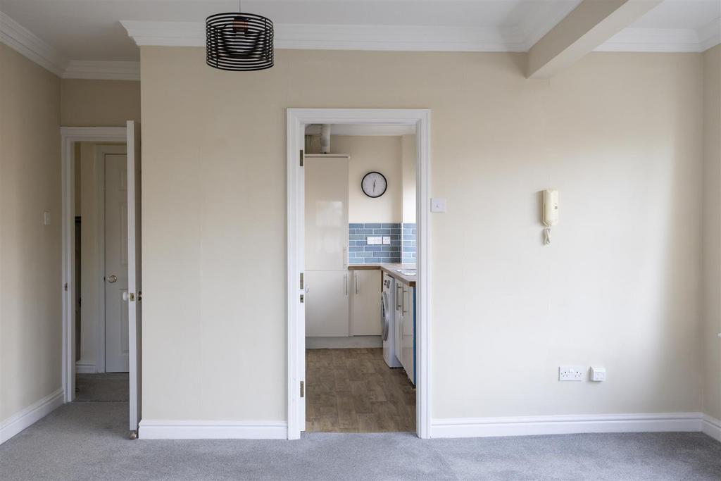 2 st Maurices House 10.jpg