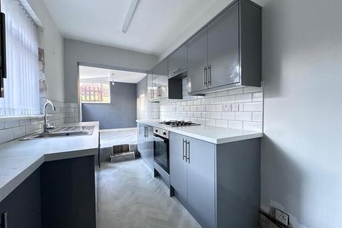 2 bedroom terraced house for sale, St. Johns Road, Scarborough, YO12