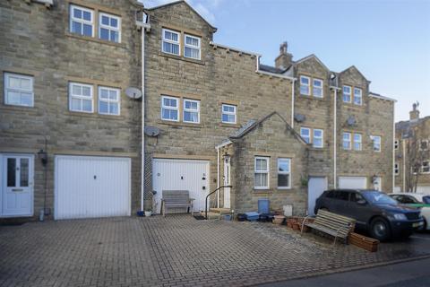 3 bedroom townhouse for sale, Kiln Court, Huddersfield HD3