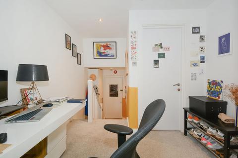 undefined, Tanners Hill, London SE8