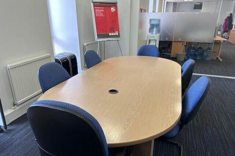 Office to rent, 12-15 Packhorse Rd Gerrards Cross SL9 7QE