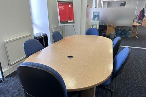 Office to rent, 12-15 Packhorse Rd Gerrards Cross SL9 7QE