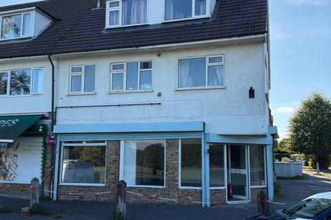 Retail property (high street) to rent, 1 Layters Av Gerrards Cross SL9 9HW