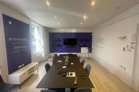 Office to rent, 27 London End Beaconsfield HP9 2HN