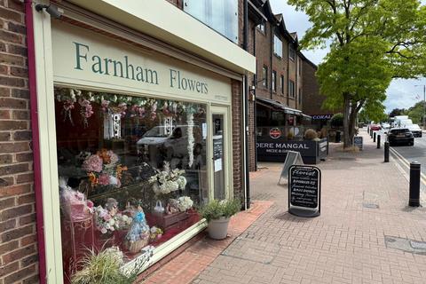 Office to rent, Shop 1, The Centre, Prospect House, The Broadway Farnham Common SL2 3QQ