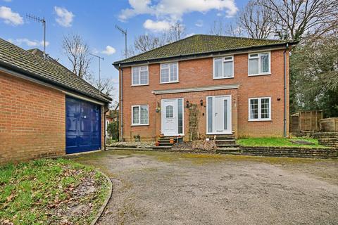 undefined, The Dell, East Grinstead, RH19