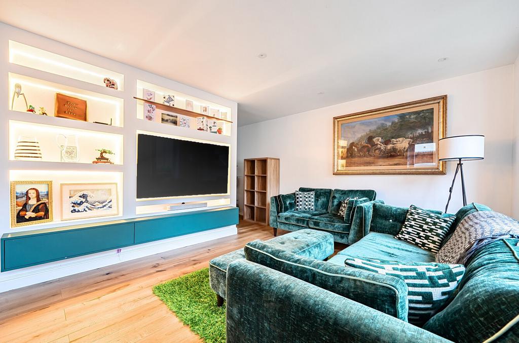 1386699 15 693188...