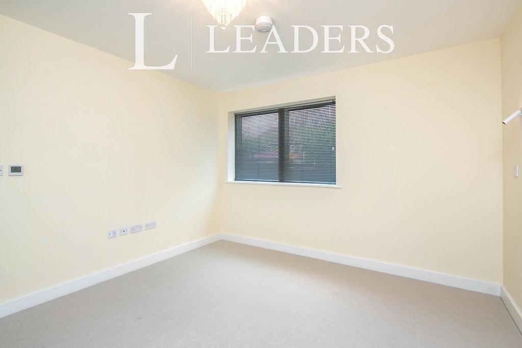 5 Bedroom