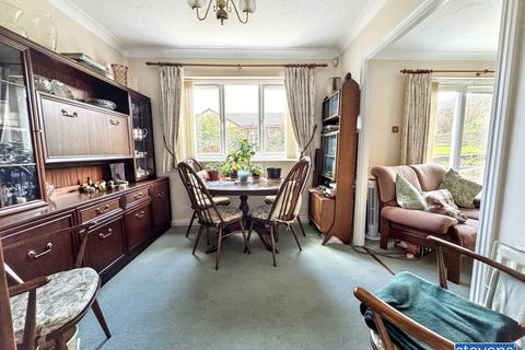 3 bedroom detached bungalow for sale, Fern Close, Okehampton, Devon, EX20