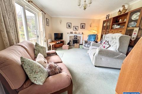3 bedroom detached bungalow for sale, Fern Close, Okehampton, Devon, EX20
