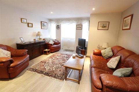 undefined, Coopers Court, Shefford