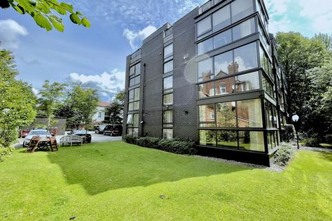 2 bedroom flat to rent, Parkfield Road South, Manchester M20