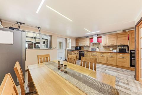 undefined, Wakefield Road, Pontefract WF9