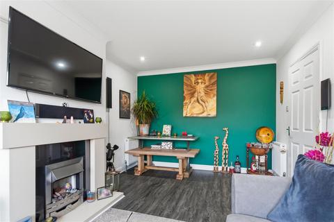 undefined, North End, Roos, Hull