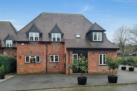 undefined, Butterfield Close, Woolstone, Milton Keynes