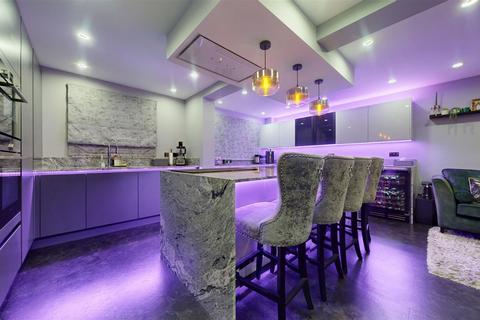 undefined, Butterfield Close, Woolstone, Milton Keynes