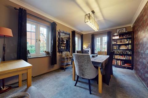 undefined, Butterfield Close, Woolstone, Milton Keynes
