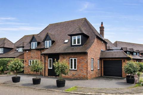 Butterfield Close, Milton Keynes MK15