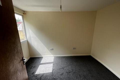 undefined, Aldykes, Hatfield