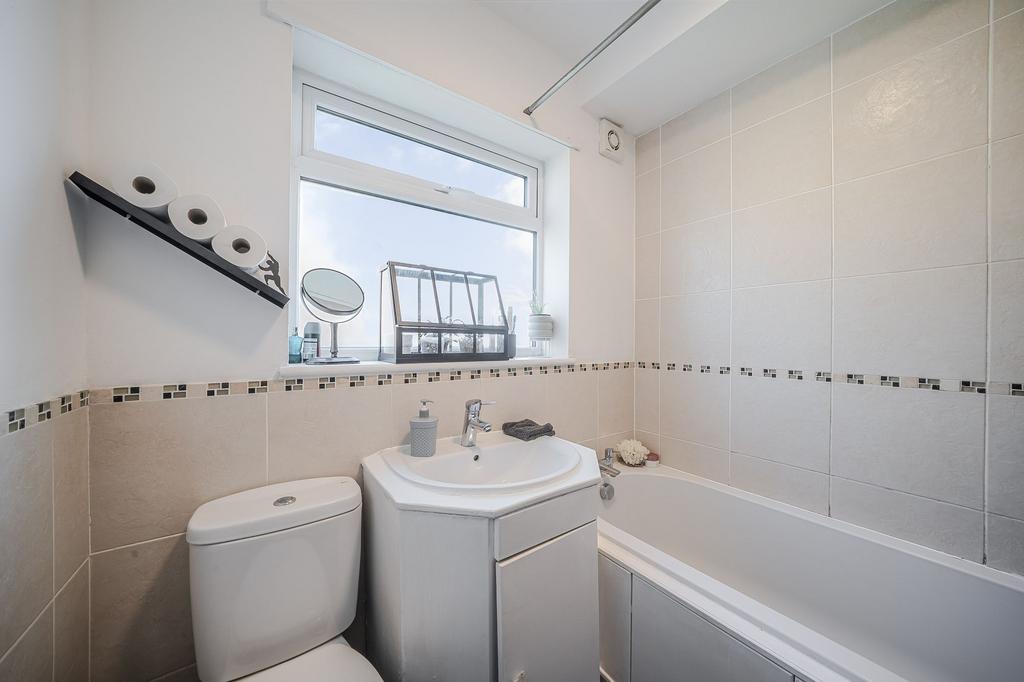 Ground floor bathroom