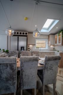 2 bedroom lodge for sale, Melbourne Road, Allerthorpe YO42